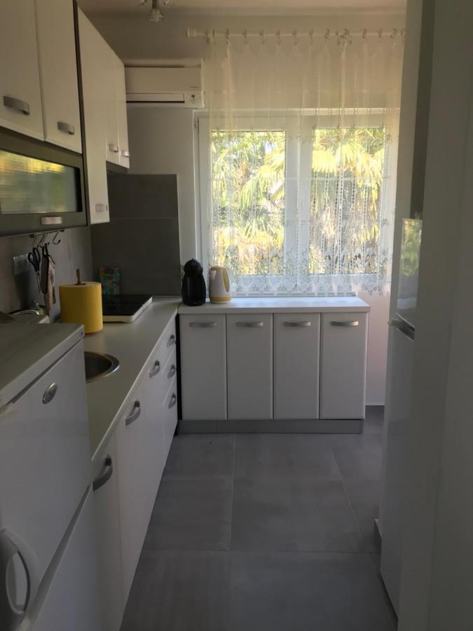 Apartment Aquamarin, Blizu Mora S Pogledom Na More, Za Do 6 Osoba Malinska Exterior foto
