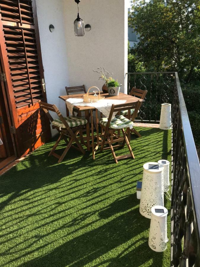 Apartment Aquamarin, Blizu Mora S Pogledom Na More, Za Do 6 Osoba Malinska Exterior foto